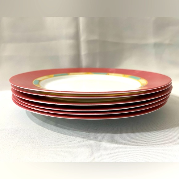 Arcopal Rim Soup Bowls 9” W x 1 1/4” H. Made in France. - Picture 2 of 3